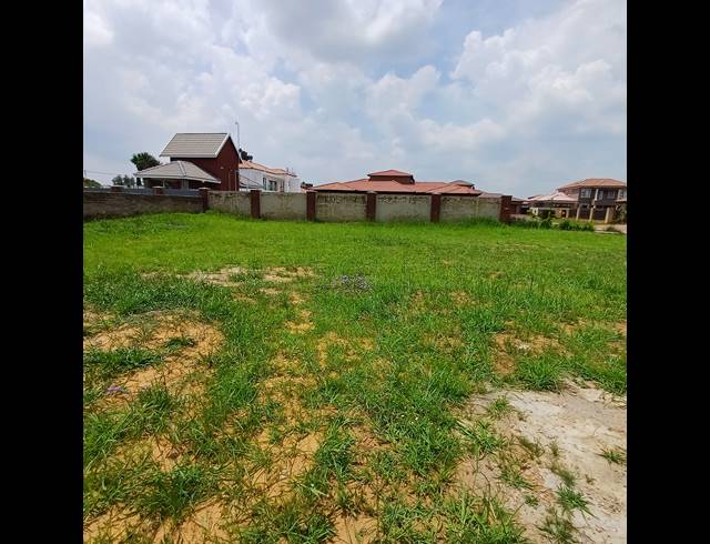 534M² VACANT LAND FOR SALE IN RISIVILLE